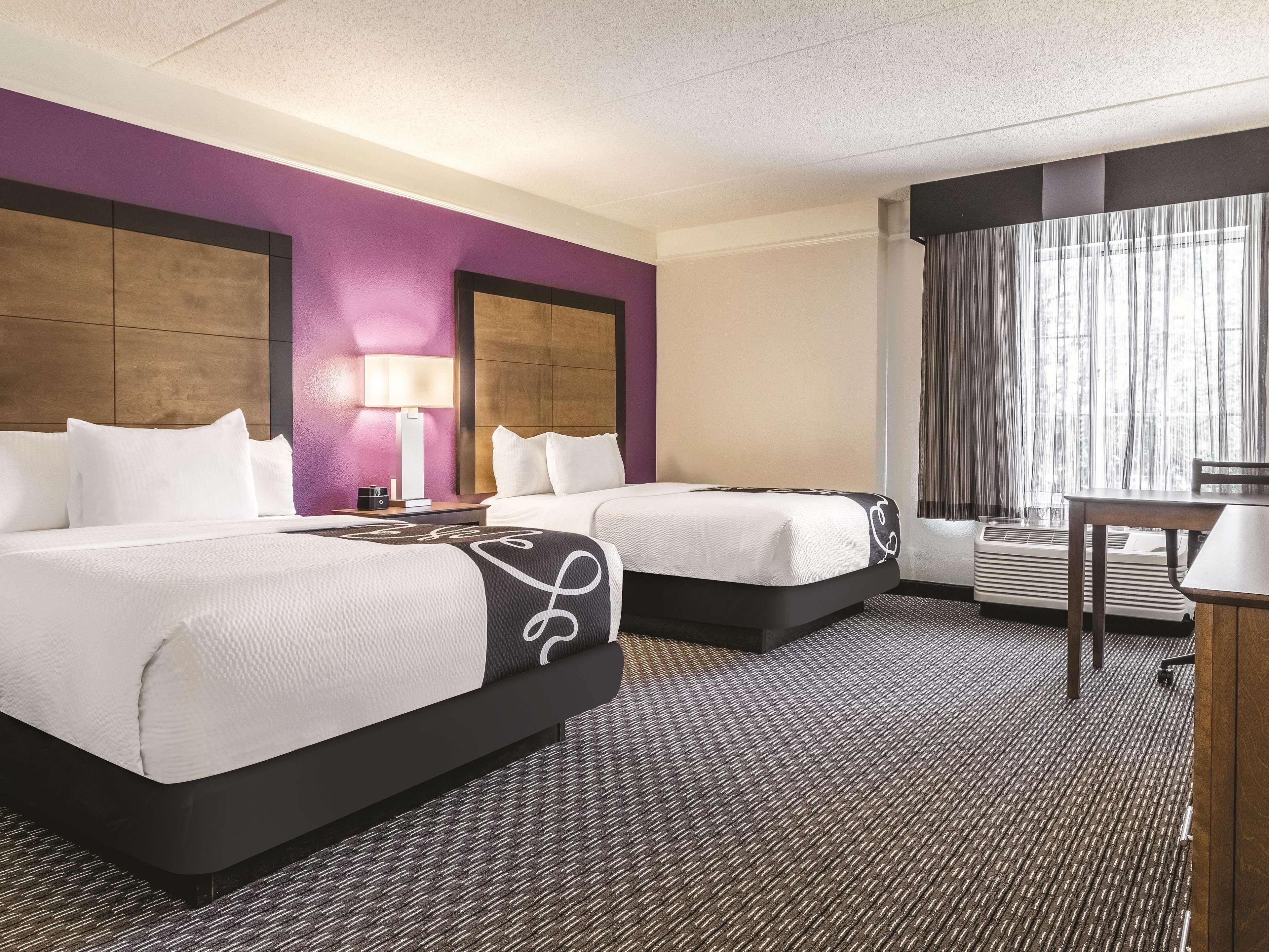 Hotel La Quinta By Wyndham Alexandria Airport Zewnętrze zdjęcie