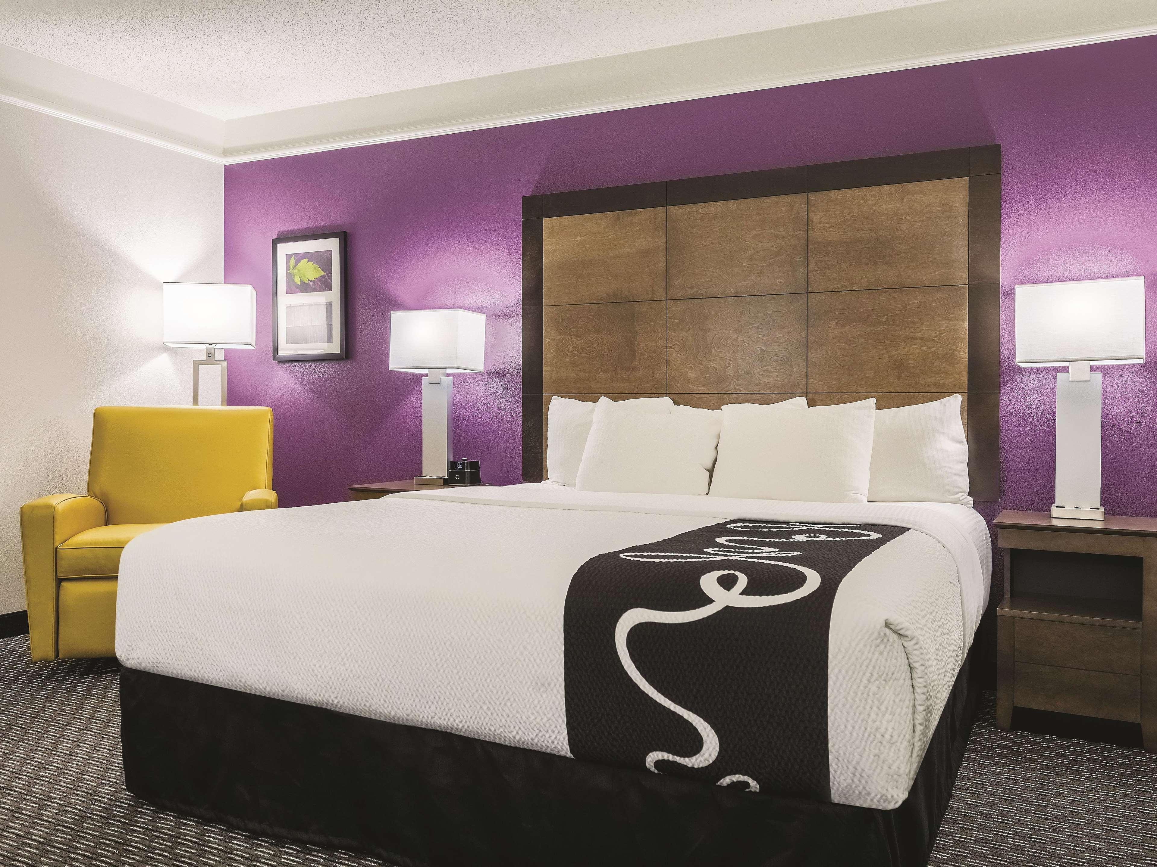 Hotel La Quinta By Wyndham Alexandria Airport Zewnętrze zdjęcie