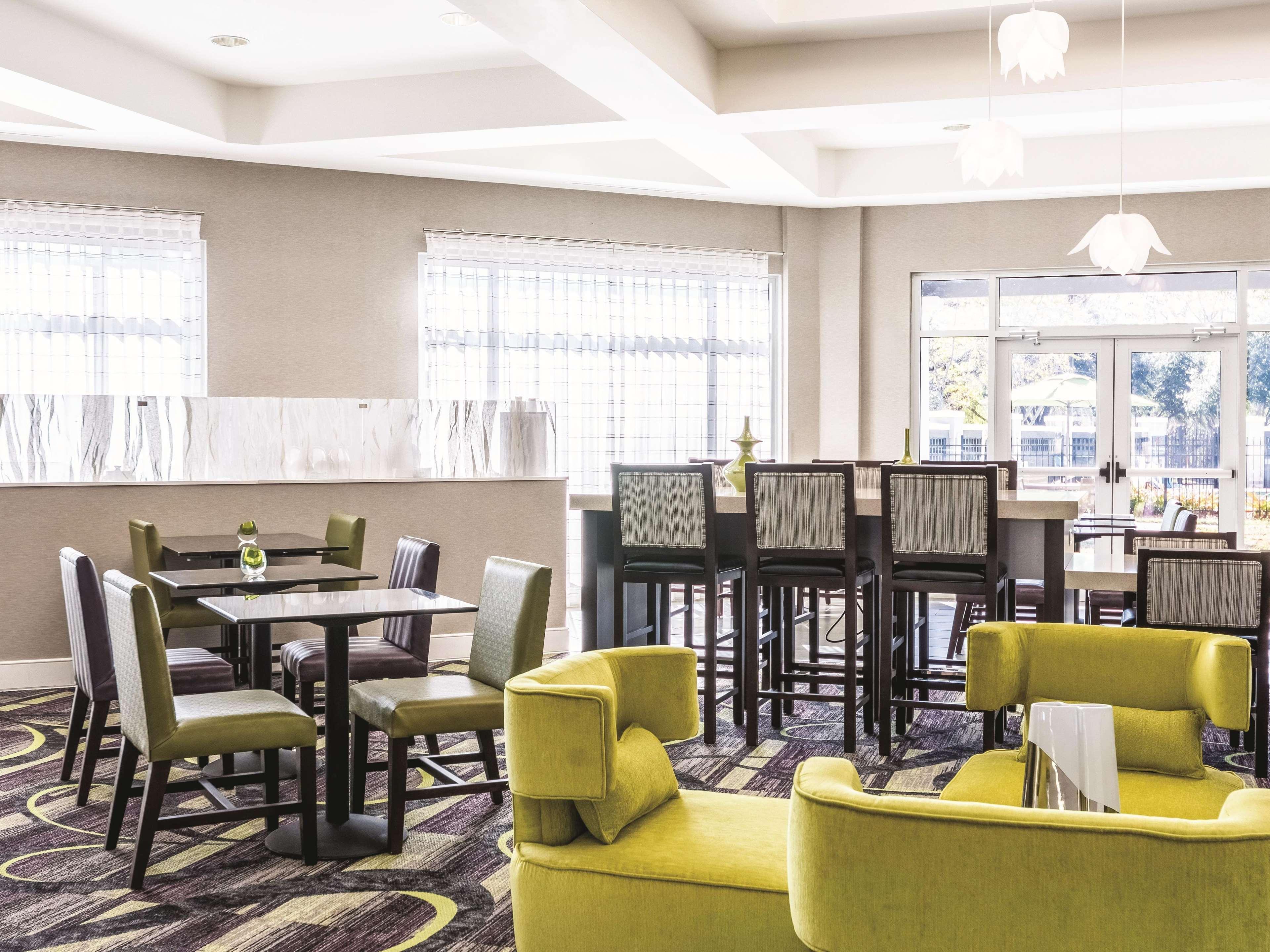 Hotel La Quinta By Wyndham Alexandria Airport Zewnętrze zdjęcie