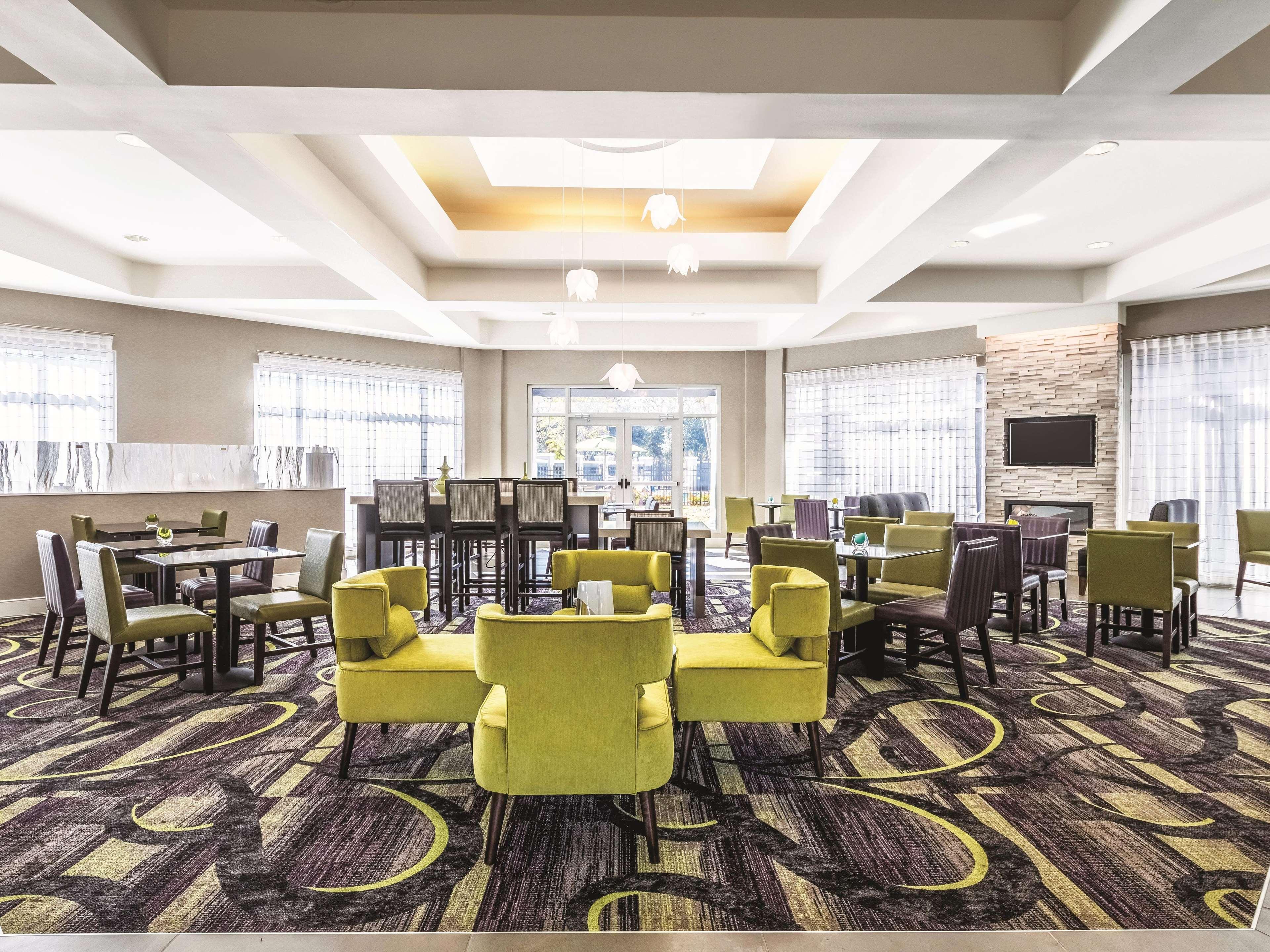 Hotel La Quinta By Wyndham Alexandria Airport Zewnętrze zdjęcie